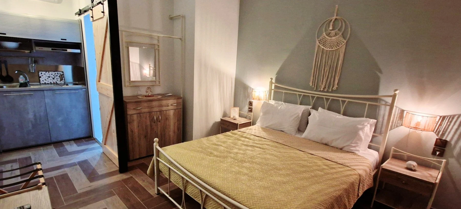 Dream Catcher studio για ζευγάρια στο My Afytos στην Άφυτο