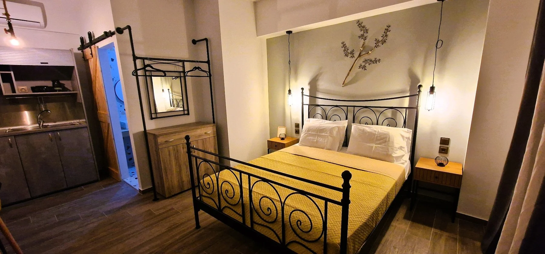 Studio interior & sleeping area