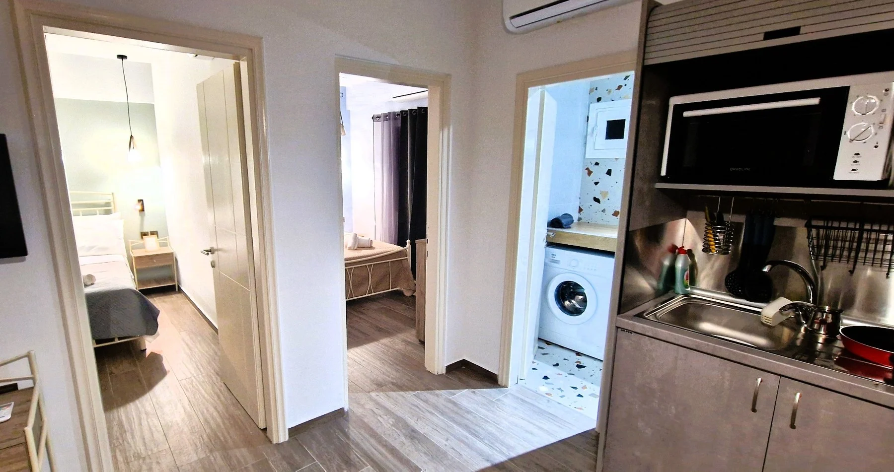 Fully equipped kitchen & hallway